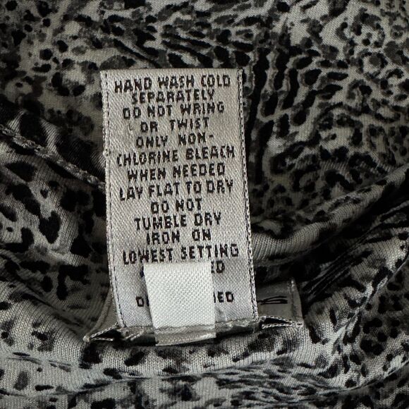 Chico's Leopard Animal Print Blouse Women's Size Large (Chico's Size 2) - Picture 4 of 6